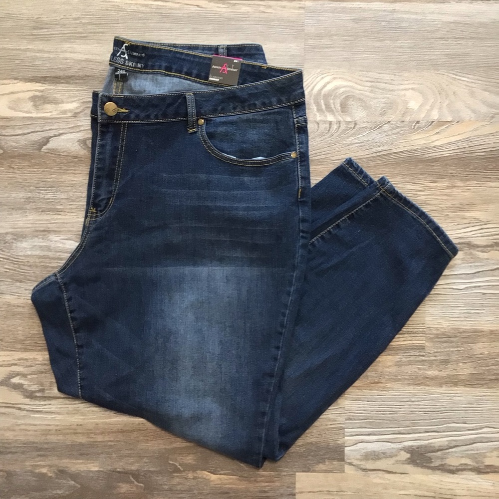 Ashley Stewart Flawless Skinny High Rise Medium Rinse Jeans 24 Short NWT